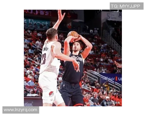 休斯顿火箭三连胜！杜兰特30分申京准三双，主场大胜波特兰开拓者